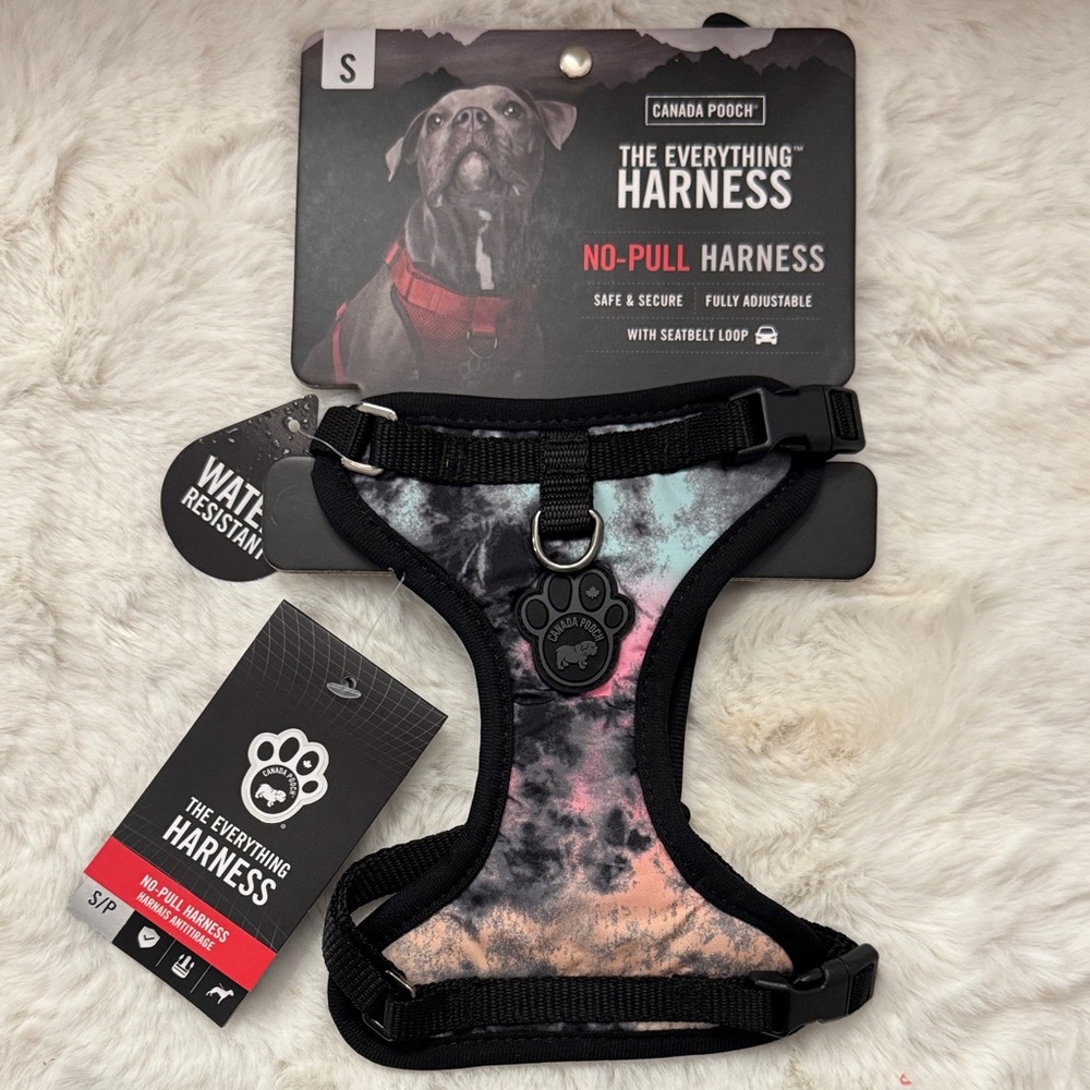 Canada Pooch Everything No Pull Harness with Seatbelt Loop CP11426 Size Small